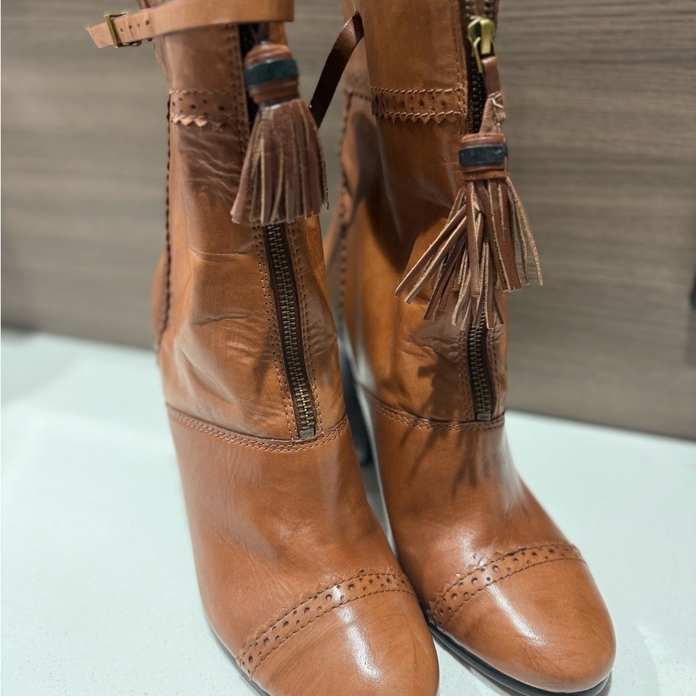 New Tory Burch Huxley Brown Leather Boots - Picture 3 of 7